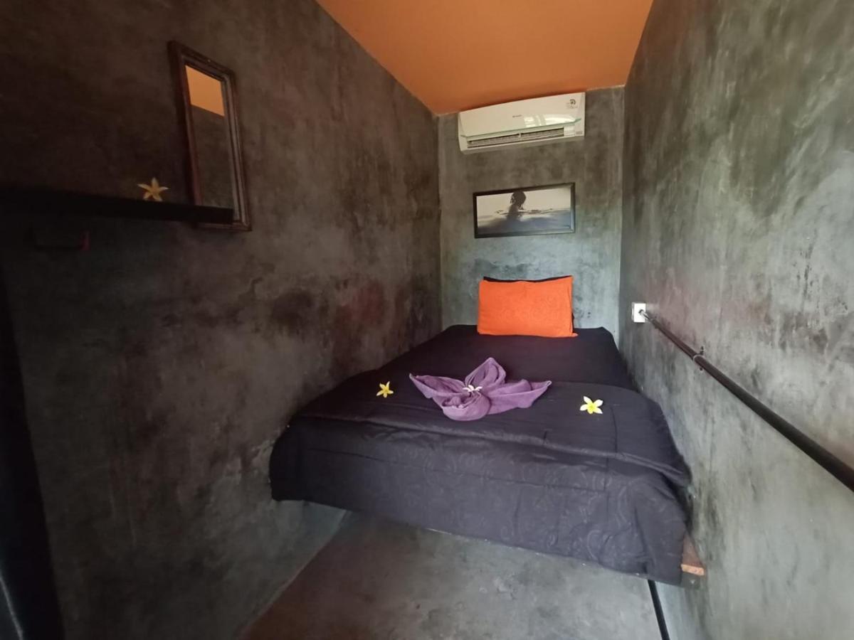 Keramas Surf Hostel Bagian luar foto